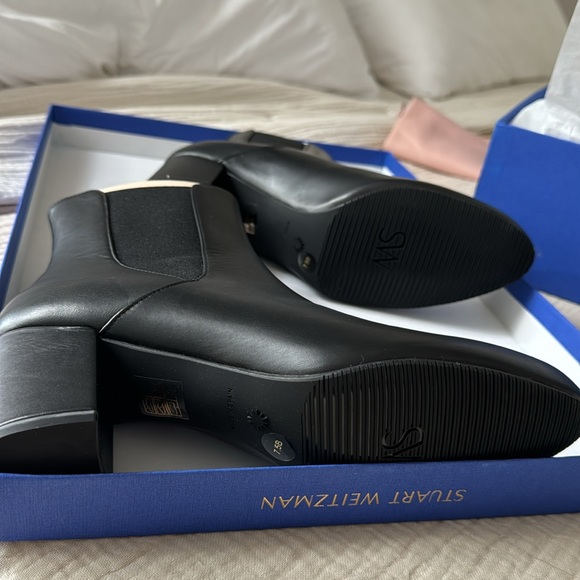 NWT Stuart Weitzman Booties - Picture 2 of 4